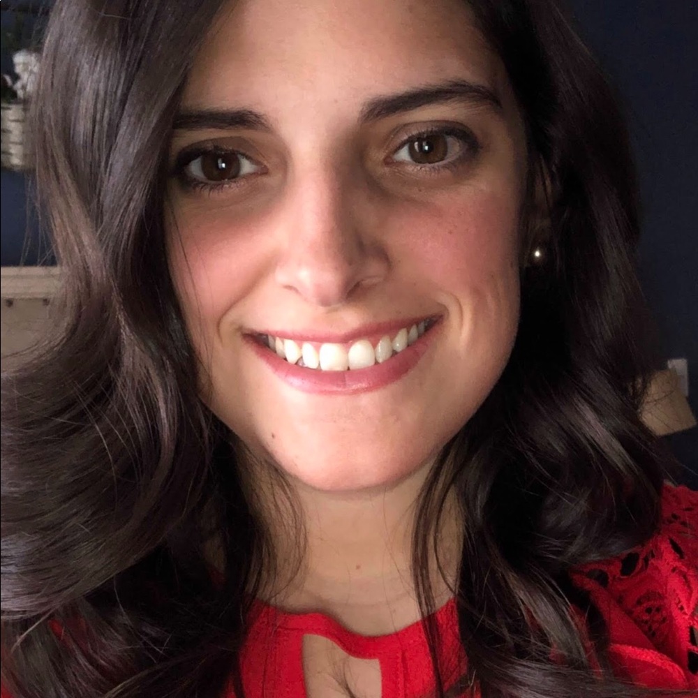Meet your Posher, Elizabeth